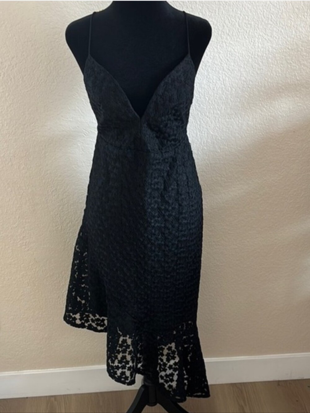 TopShop Women's Black Embroidered Lace Asymmetrical Backless Party Dress. Sz 8 - Picture 2 of 7